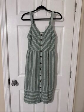 Universal Thread Sage Green and White Striped Button-Front Midi Dress